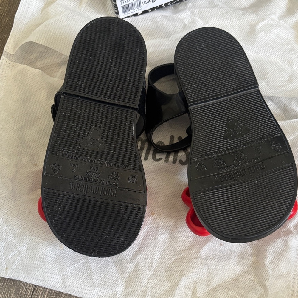 Mini Melissa Kids' Sandals - Red Bow and Black Straps - Picture 5 of 5